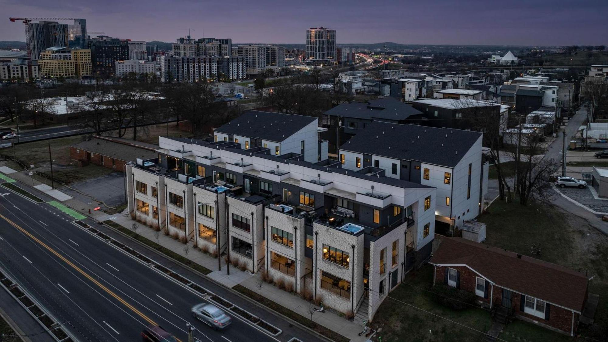 Edgehill Duo - 2 Townhomes - Mins Vanderbilt University Nashville Bagian luar foto